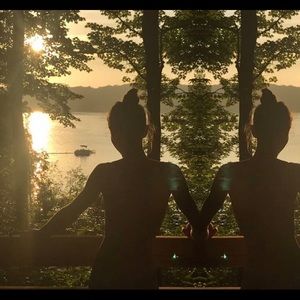 Meet your Posher, Ava